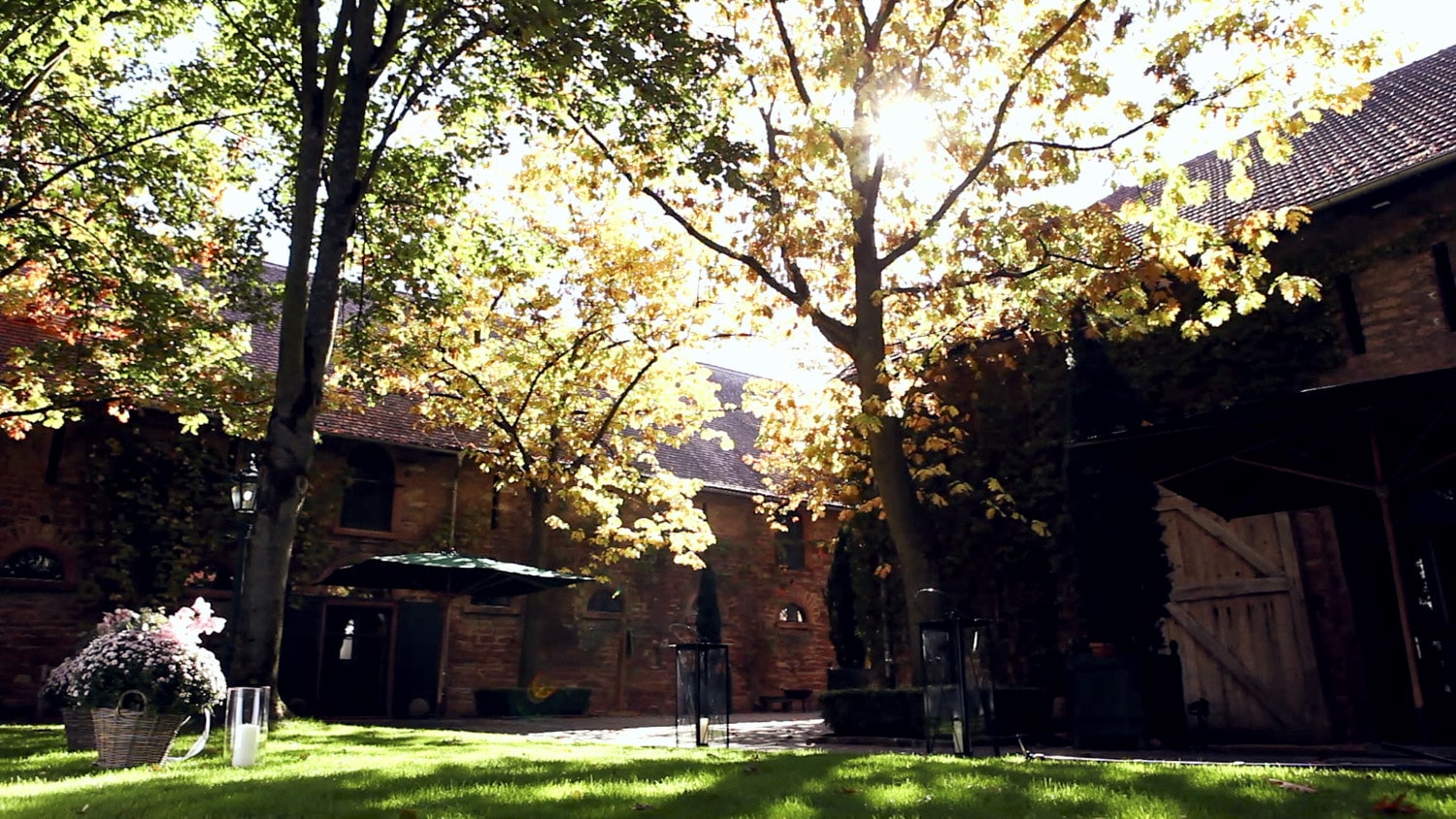 Hochzeit Hofgut von Hünersdorff Innenhof